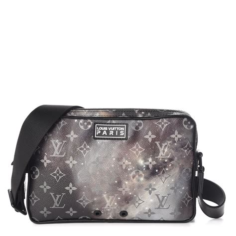 louis vuitton alpha messenger monogram galaxy|Alpha Messenger Taigarama .